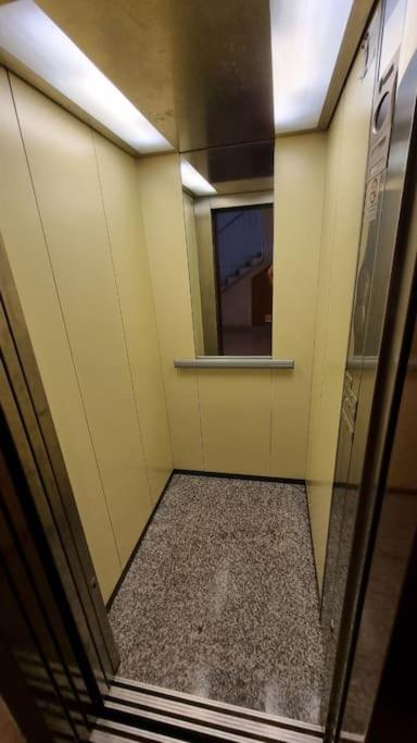 Apartmán Piso En El Centro Con Vistas Al Mar Y Balcon Roses Exteriér fotografie